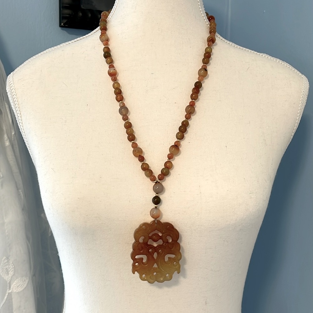 Hand-carved Crystal Agate Pendant Necklace
